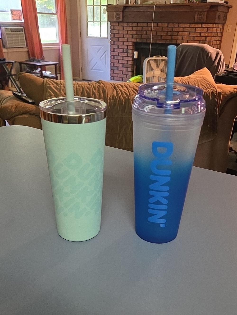 Dunkin Blue Ombre Reusable Tumbler with Straw Mint Reusable Hot Tumbler.